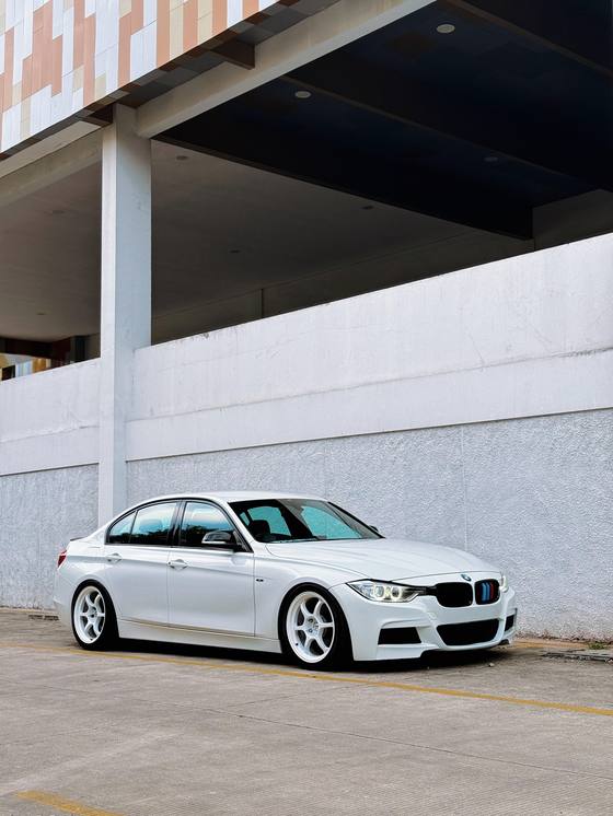 Mobil terjual BrosCars.id