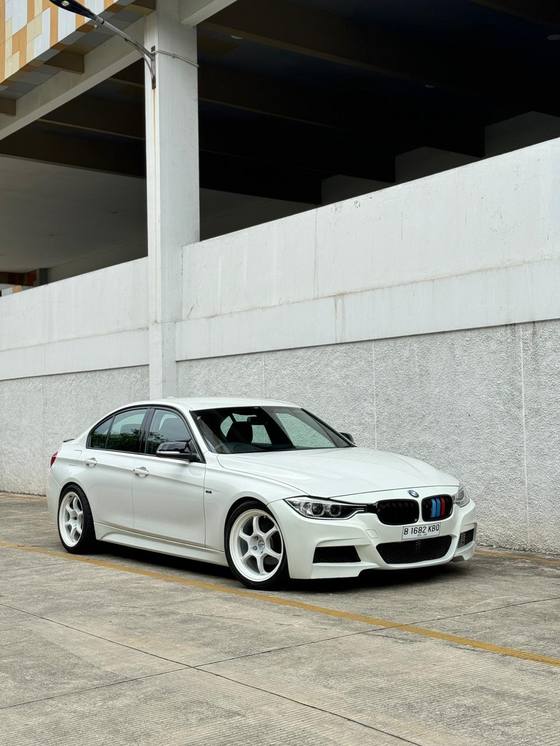 Mobil terjual BrosCars.id