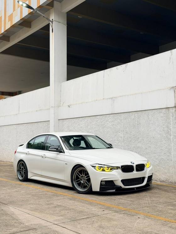 Mobil terjual BrosCars.id