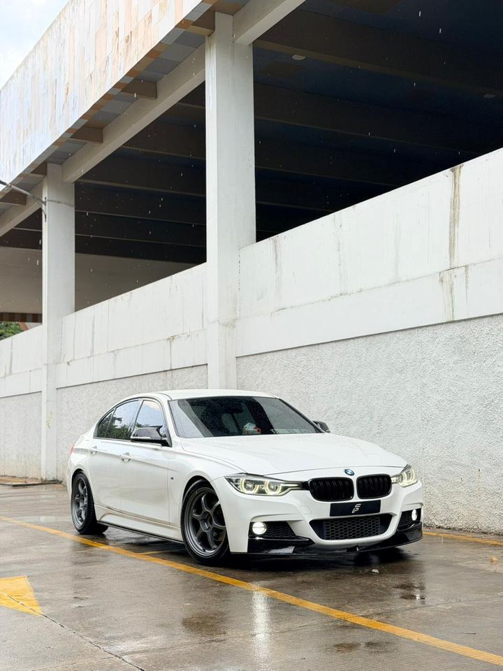 BMW F30 320i LCI Alcantara Edition M Sport