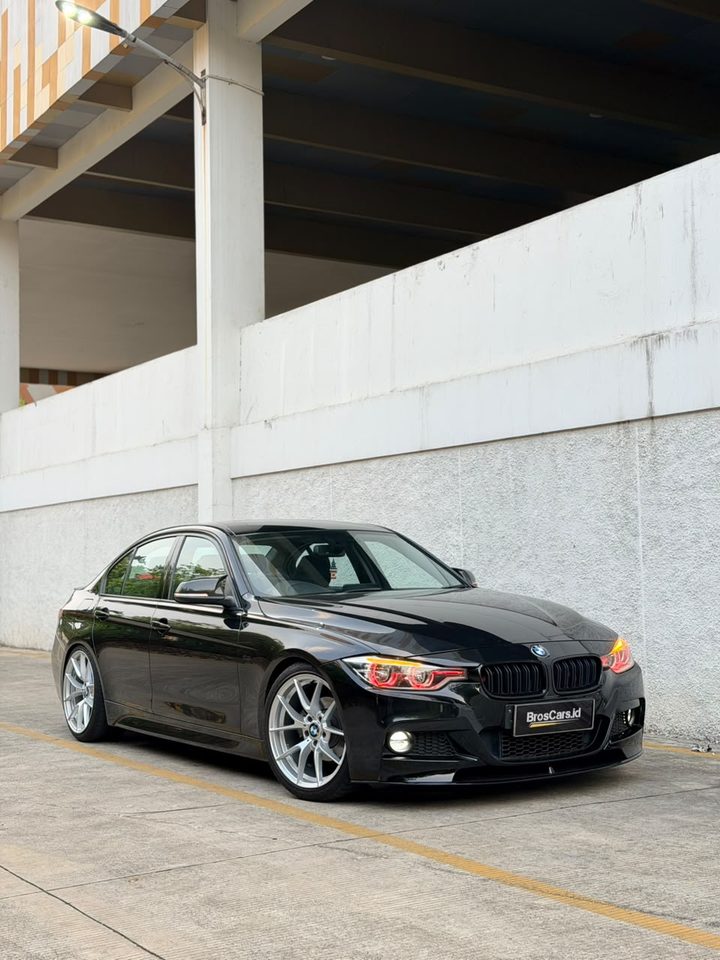 BMW F30 320i LCI Sport Edition